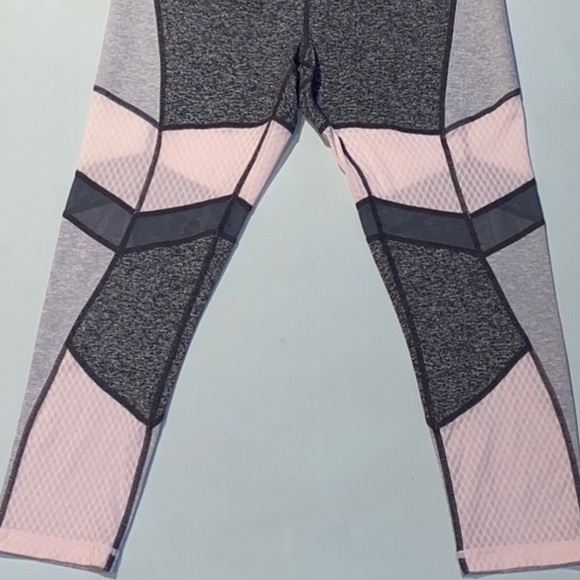 Zella Pink & Gray Cropped Leggings - Picture 5 of 8